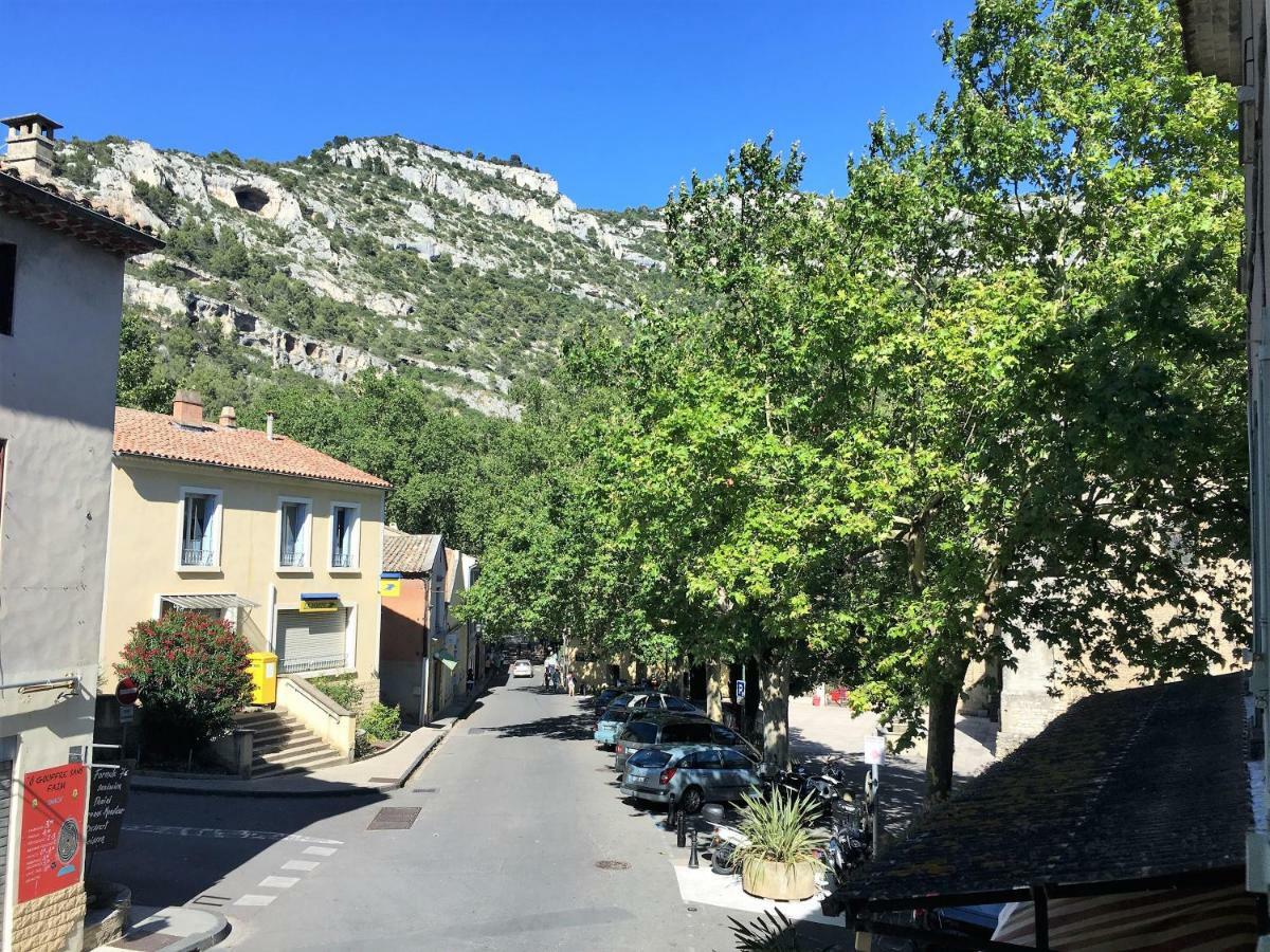 Sejour Authentique Et Provencal Apartment Fontaine-de-Vaucluse Bagian luar foto